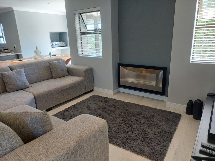 4 Bedroom Property for Sale in Hartenbos Landgoed Western Cape